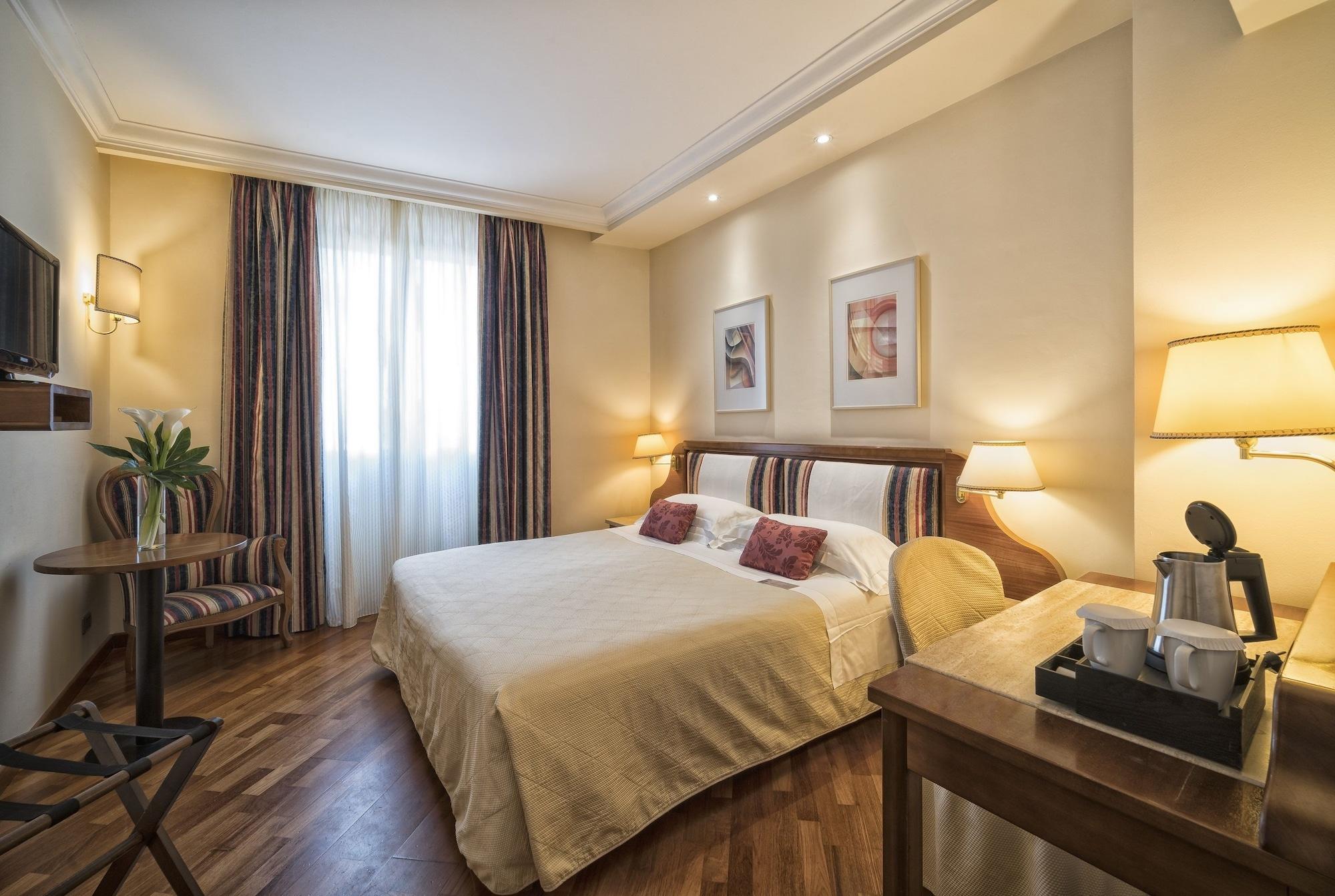 B&B Hotel Firenze Laurus Al Duomo Exterior foto